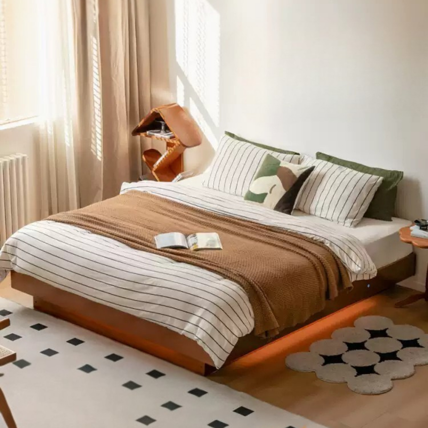 Poplar Solid Wood Retro Platform Box Bed, Headboard-Free Bed with light.
