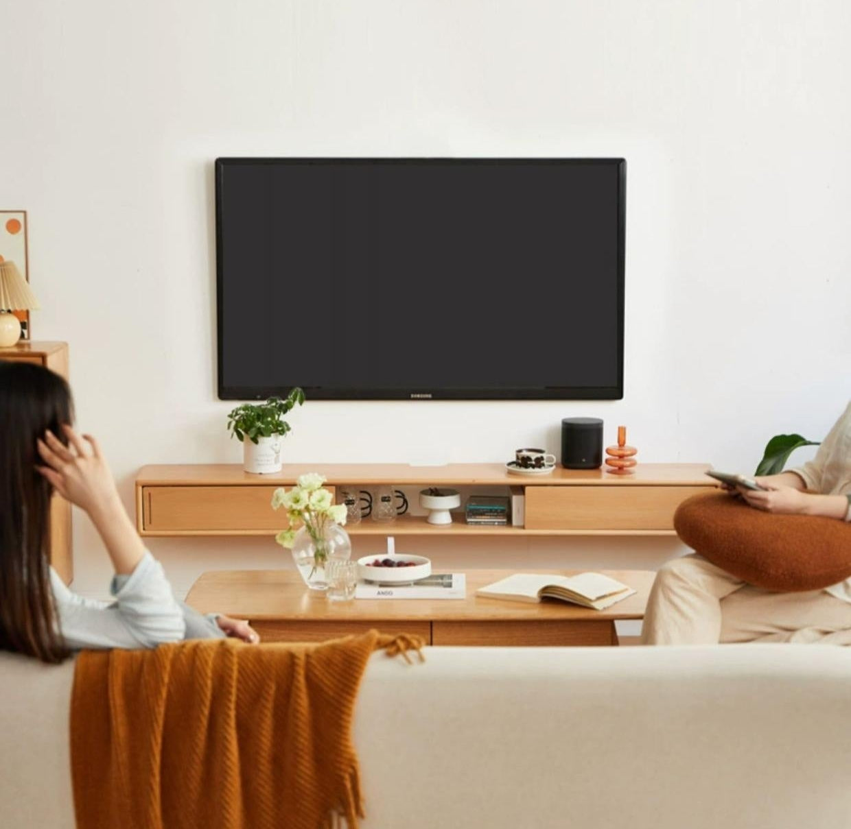 European Beech Solid Wood Modern TV Cabinet.