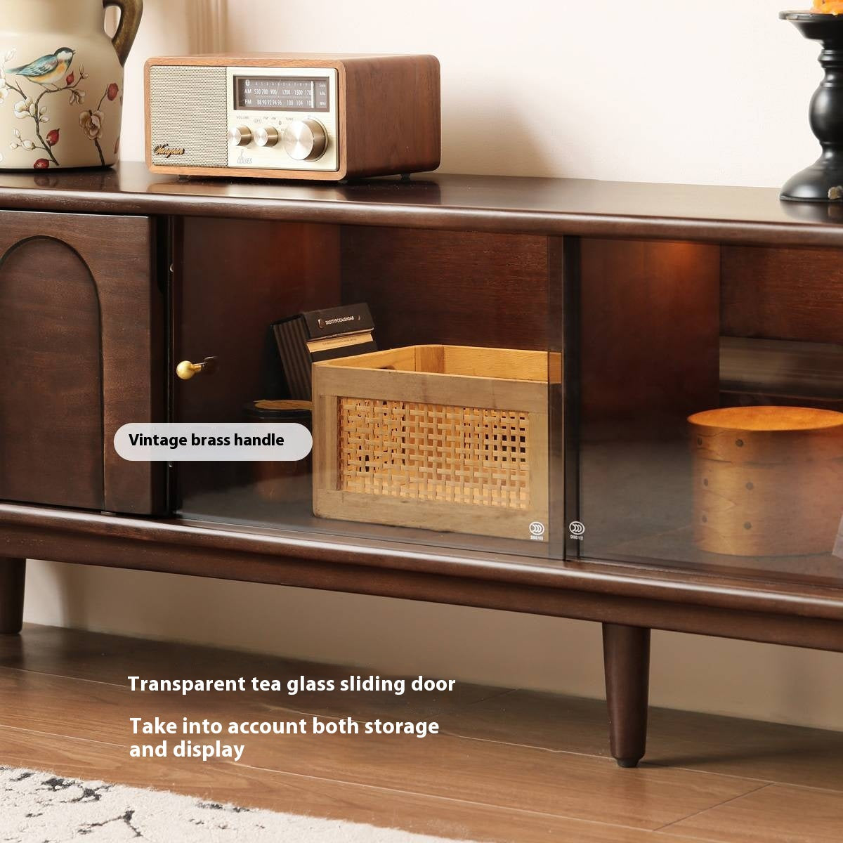 Poplar Solid Wood French Retro TV Cabinet