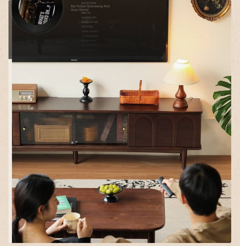 Poplar Solid Wood French Retro TV Cabinet