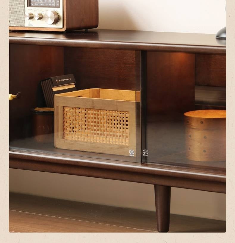 Poplar Solid Wood French Retro TV Cabinet